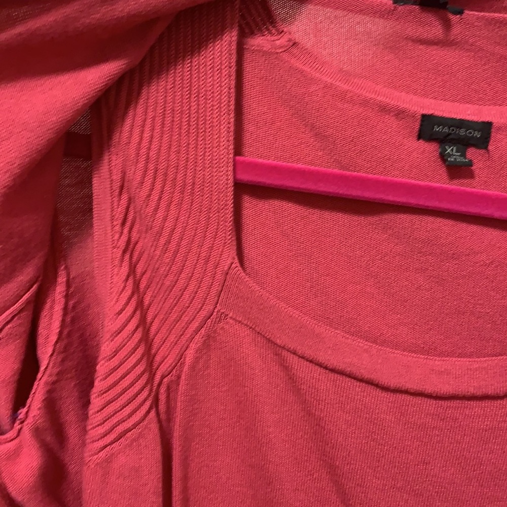 Pink sweater set - Picture 2 of 5